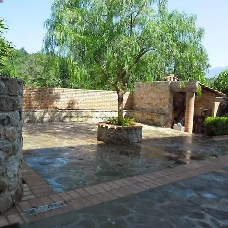 Casale Del Borgo 3*