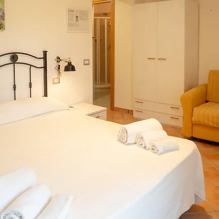 Casale Del Borgo Bed and Breakfast