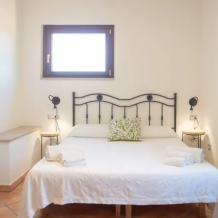 Bed and Breakfast Casale Del Borgo 3*