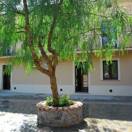 Casale Del Borgo 3* San Severino